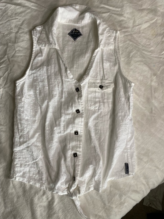 Blanc Du Nil Tops - Blanc du Nil White Cotton Textured Button-Up Shirt